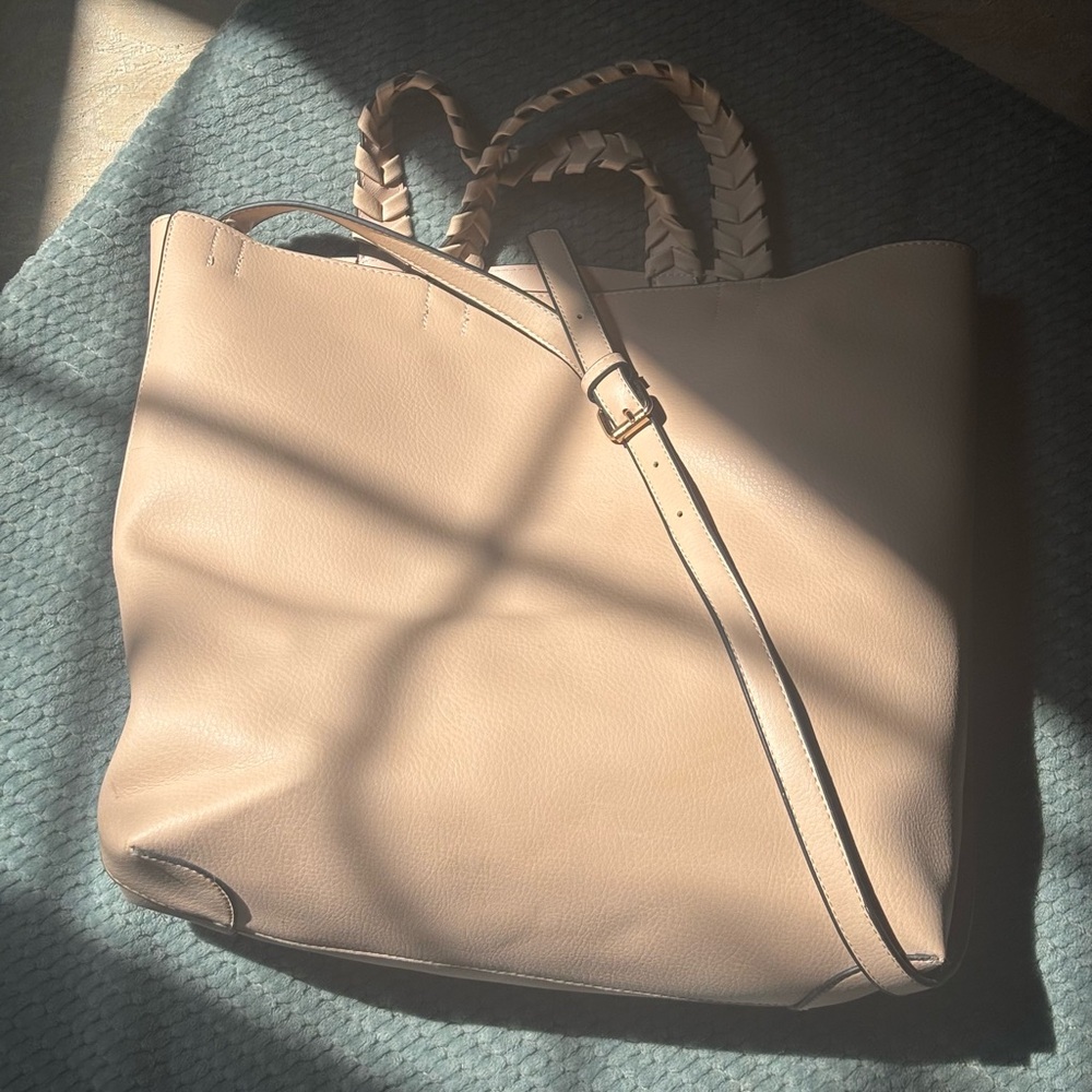 Elegant Leather Tote Bag